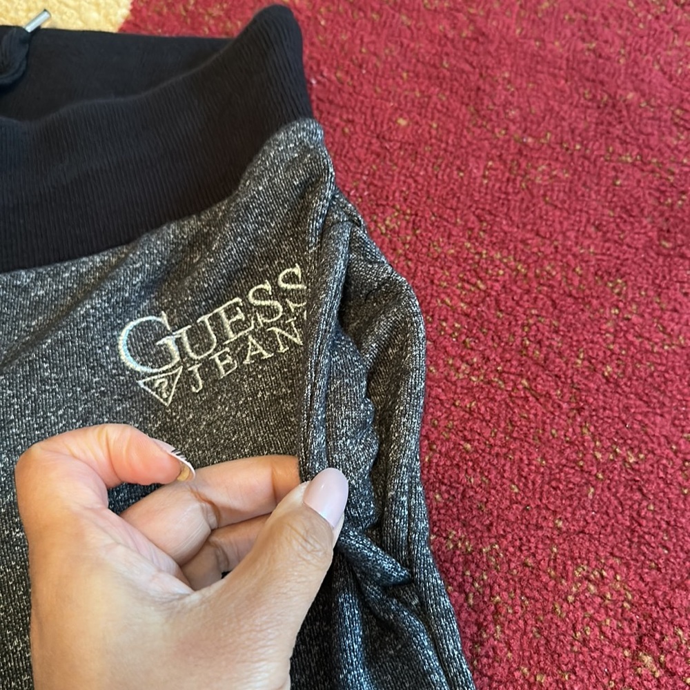 Guess Knee Length Trouser - Picture 6 of 7